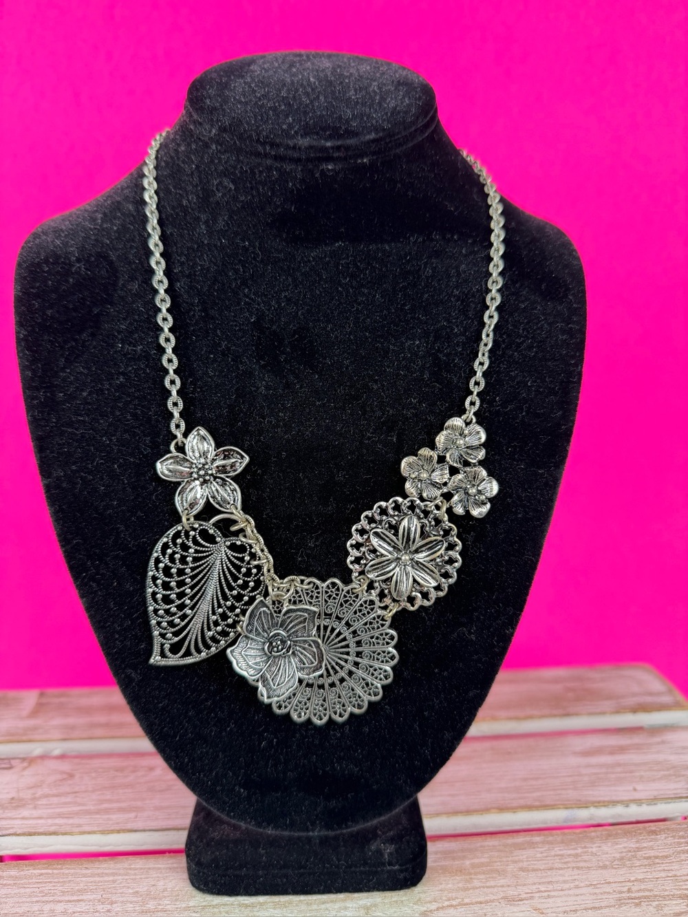 Premier Designs statement necklace antique silver-tone filigree botanical floral